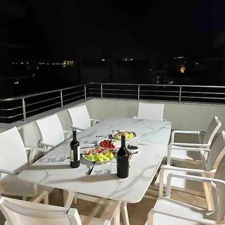 Lovely Rooftop * Golem (Tirana)