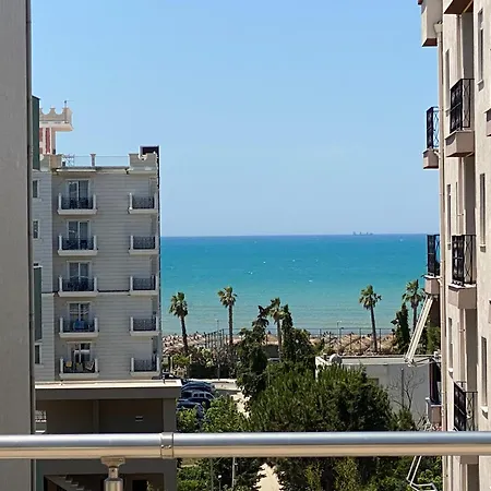 Lovely Rooftop Apartman