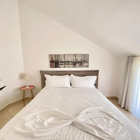 Lovely Rooftop Golem