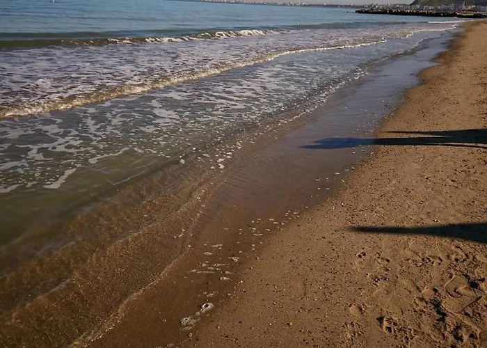 Lovely Rooftop * Golem (Tirana)