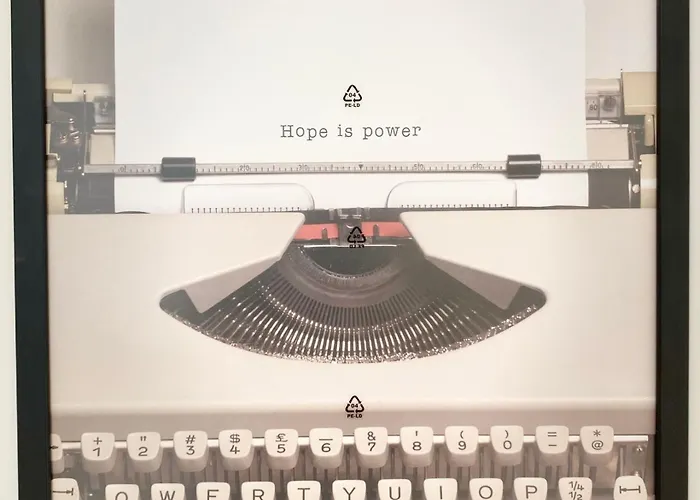 Lovely Rooftop Apartamento Golem (Tirana)