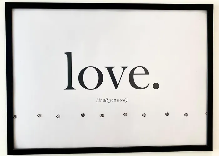 Lovely Rooftop Lägenhet Golem (Tirana)